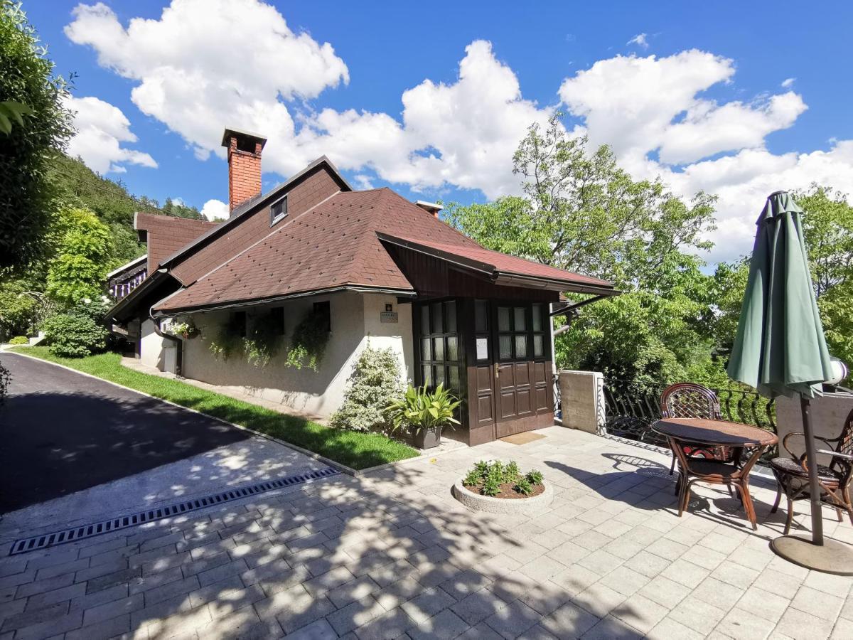 Apartmaji Mak Єсеніце Екстер'єр фото